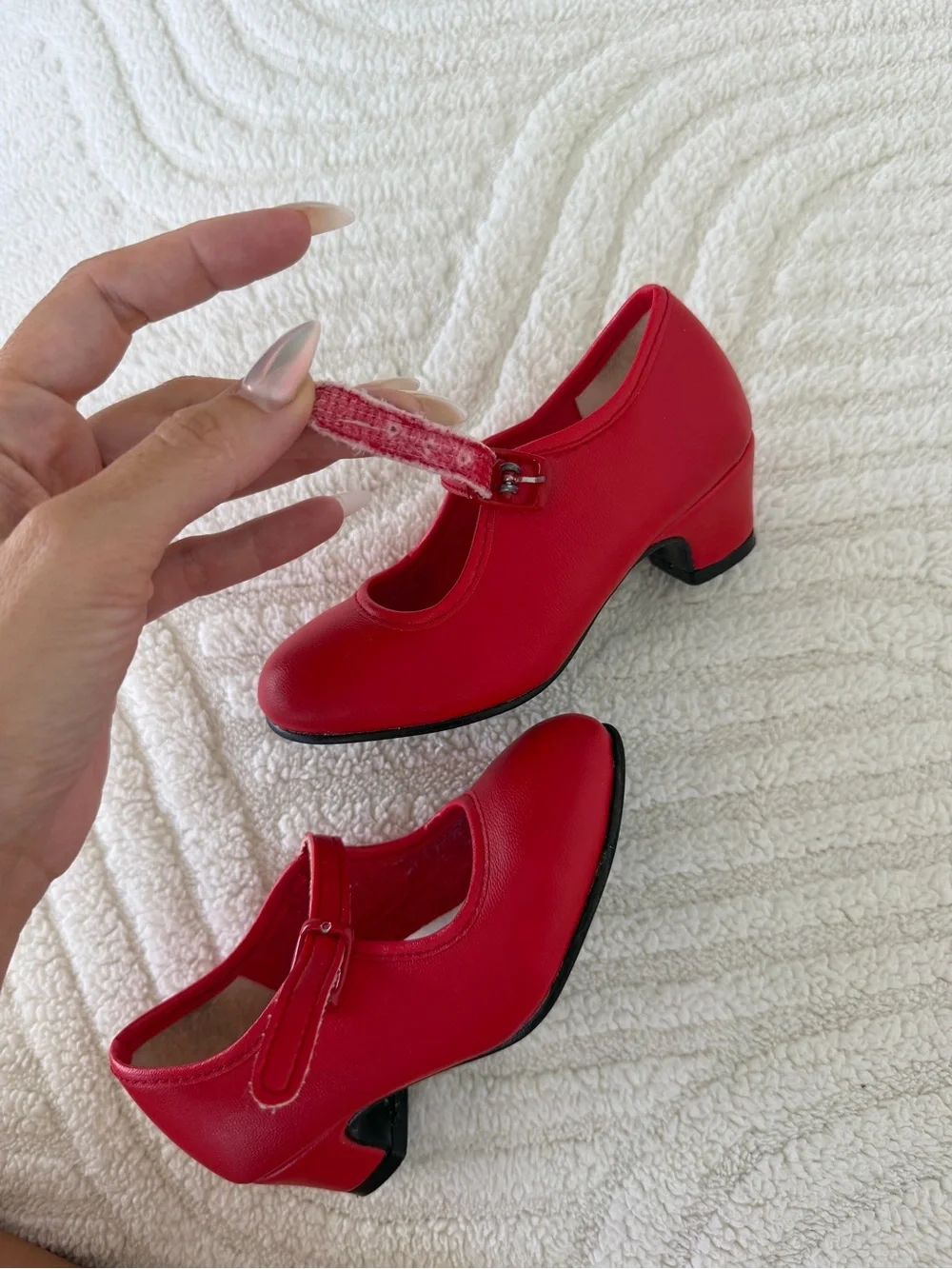 red Mary Jane 👠- Flamenco shoes for kids - size 22 EU -preloved - good condition